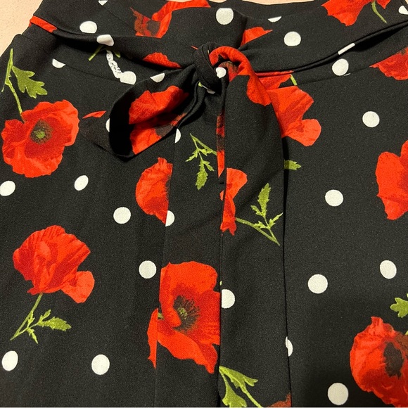 Floral 🌹polka dot skirt - Picture 7 of 7